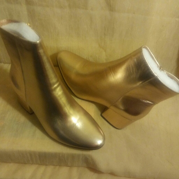 BAMBOO Shoes - New Rose Gold Booties S